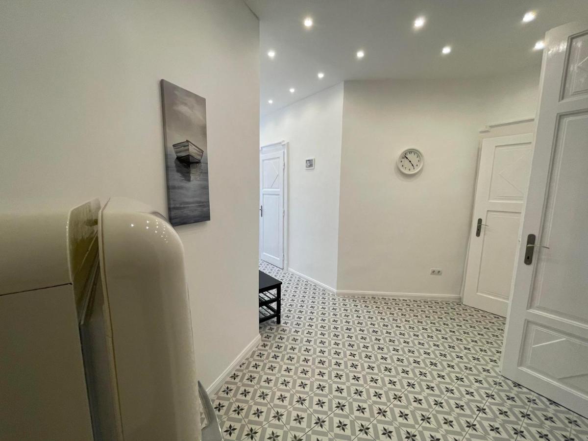 Center 1, Cozy 2br In The Center! Lejlighed